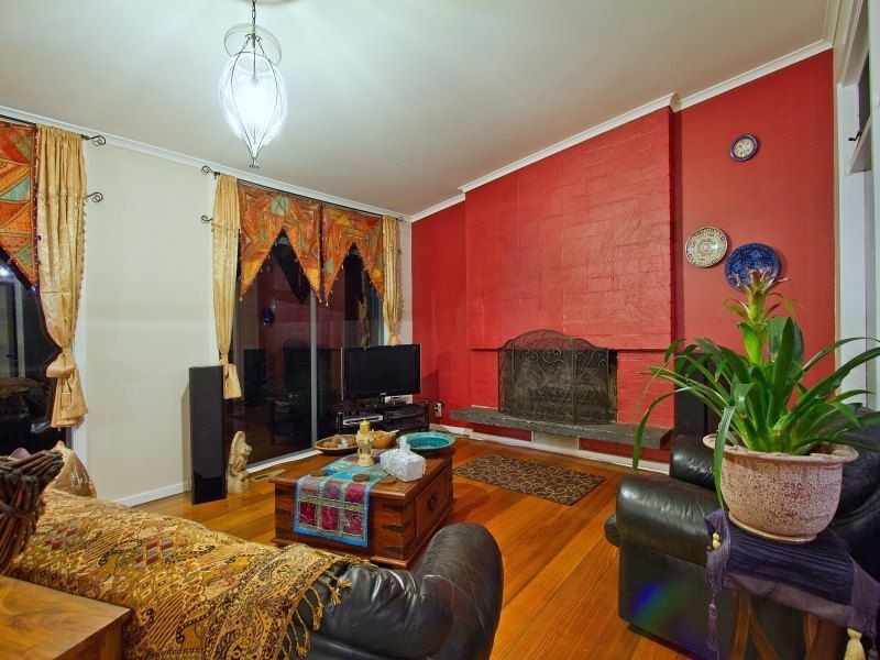 56 Woodlands Grove, Frankston VIC 3199