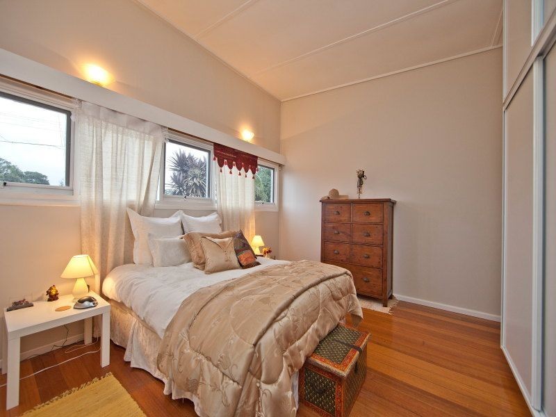 56 Woodlands Grove, Frankston VIC 3199