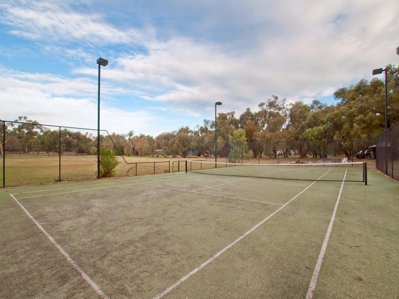 60 Valley Road, Langwarrin VIC 3910