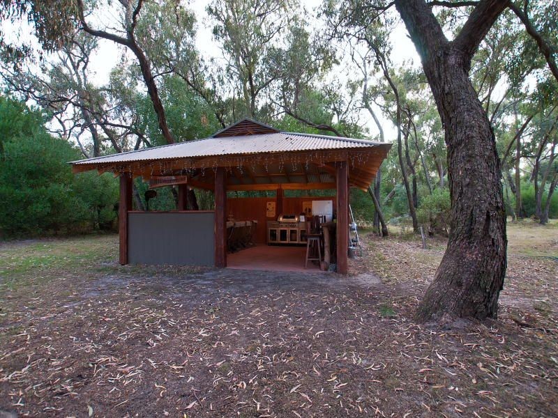 60 Valley Road, Langwarrin VIC 3910