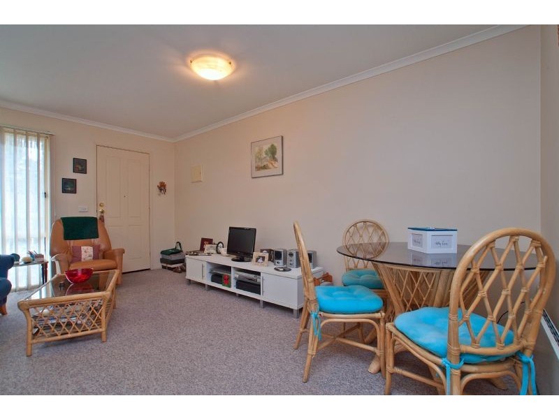 6/4 Foot Street, Frankston VIC 3199