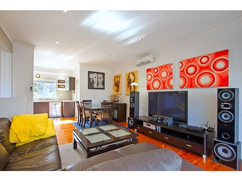 2/11 George Street, Frankston VIC 3199