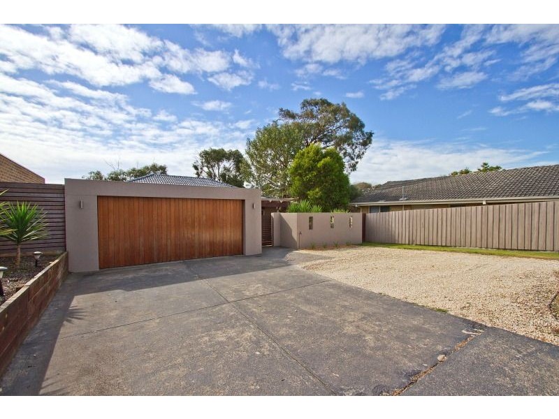 2/11 George Street, Frankston VIC 3199