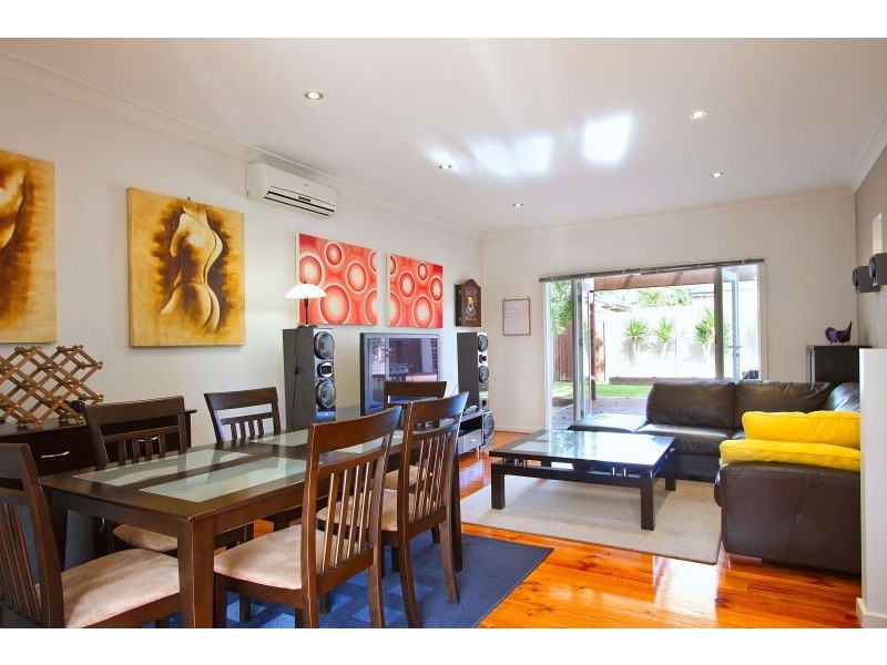 2/11 George Street, Frankston VIC 3199