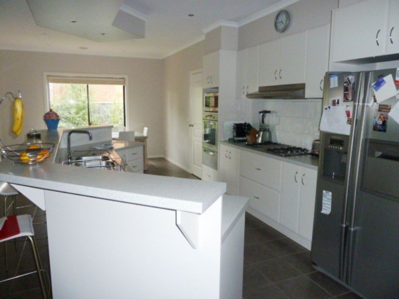 14 Brown Thornbill Court, Langwarrin VIC 3910