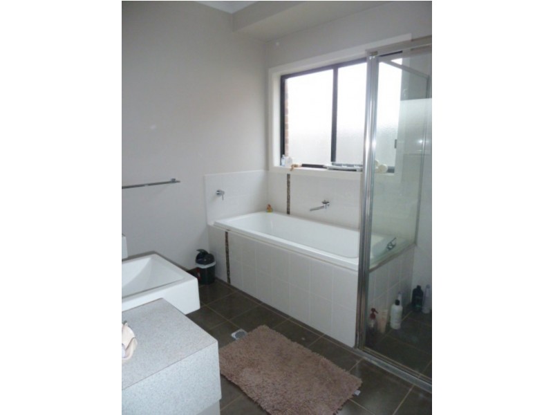 14 Brown Thornbill Court, Langwarrin VIC 3910