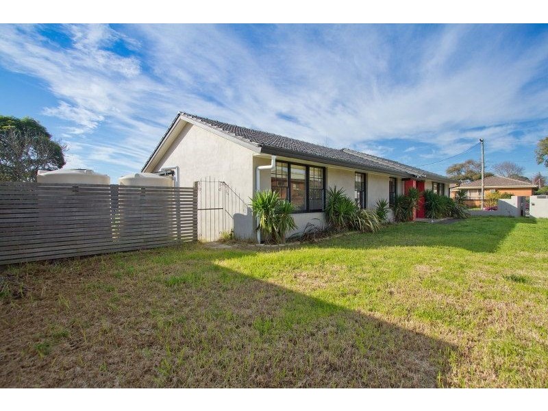 1 Waterman Place, Frankston VIC 3199