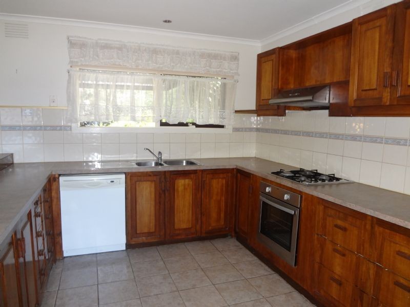 7 McKenzie Way, Langwarrin VIC 3910