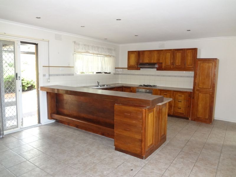 7 McKenzie Way, Langwarrin VIC 3910