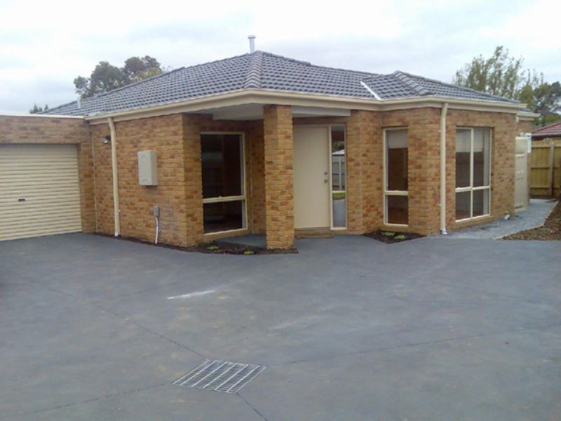 2/13 Honeyeater Place, Carrum Downs VIC 3201
