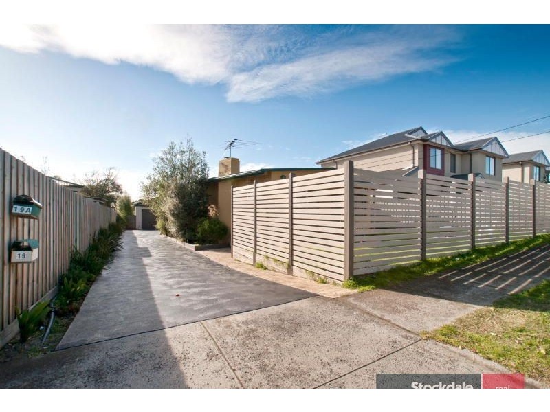 19 Summit Road, Frankston VIC 3199