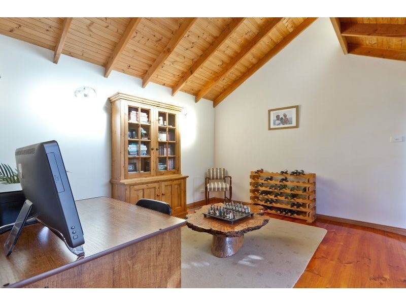 2 Burns Street, Frankston VIC 3199