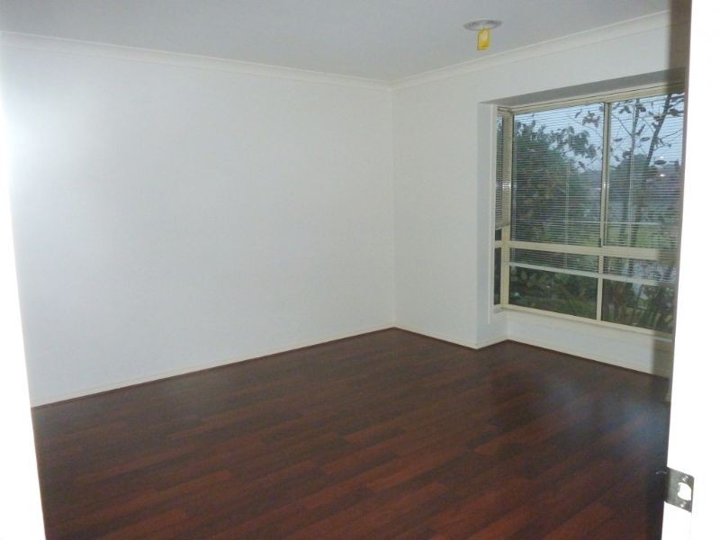 13 Hutchins Way, Skye VIC 3977