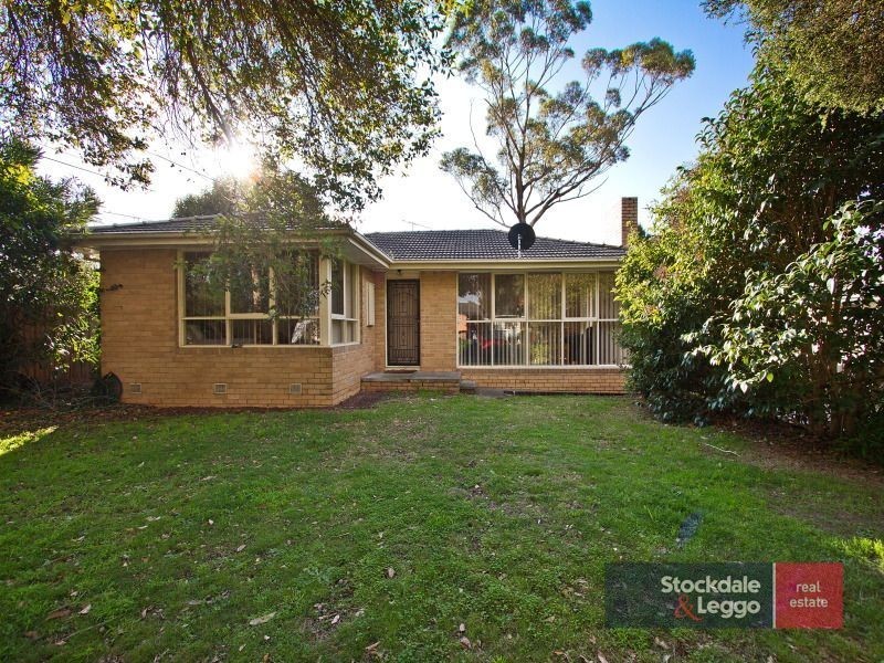 17 Brentwood Crescent, Frankston VIC 3199