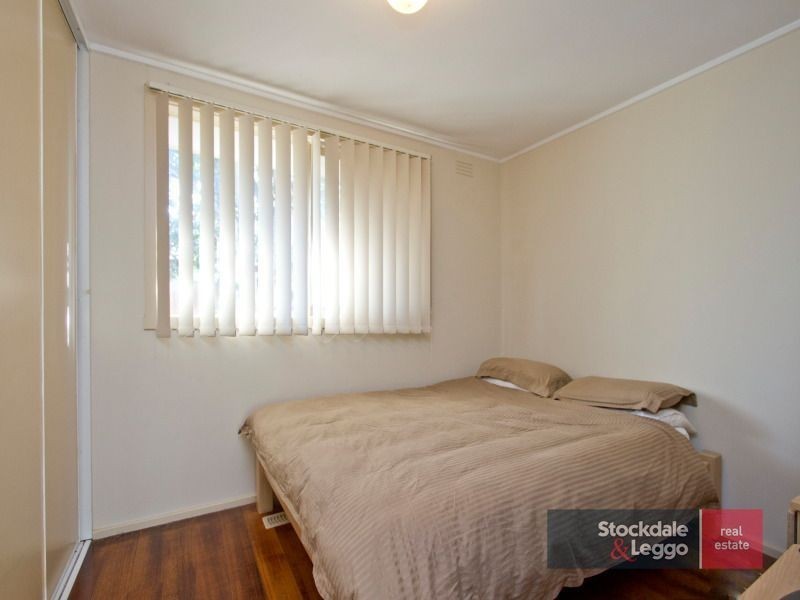 17 Brentwood Crescent, Frankston VIC 3199