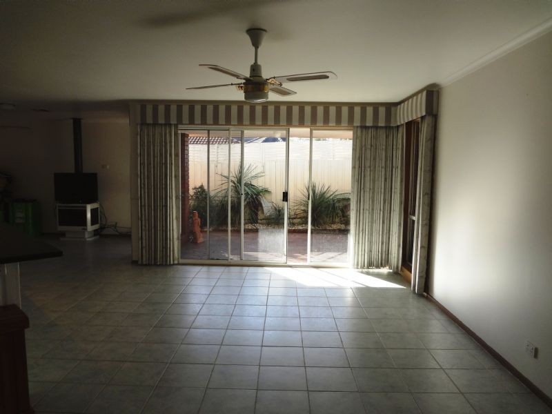 10 Grevillea Road, Langwarrin VIC 3910