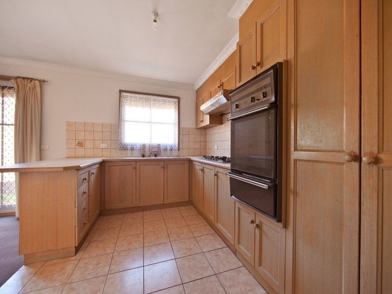 2/35 Campbell Street, Frankston VIC 3199