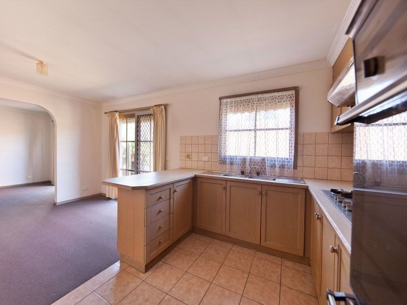 2/35 Campbell Street, Frankston VIC 3199