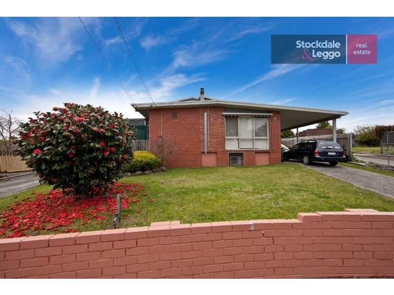 5 Hebe Court, Frankston North VIC 3200