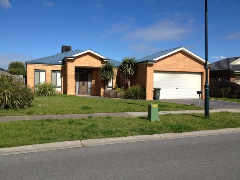 52 Chardonnay Drive, Skye VIC 3977