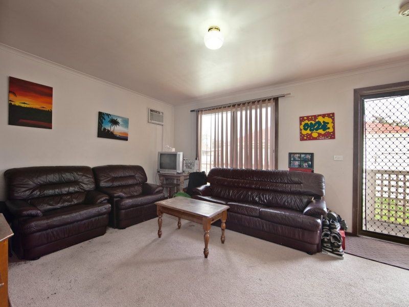 15 & 15A Armstrongs Road, Seaford VIC 3198