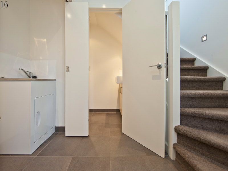 16 Barwon Ave, Frankston VIC 3199