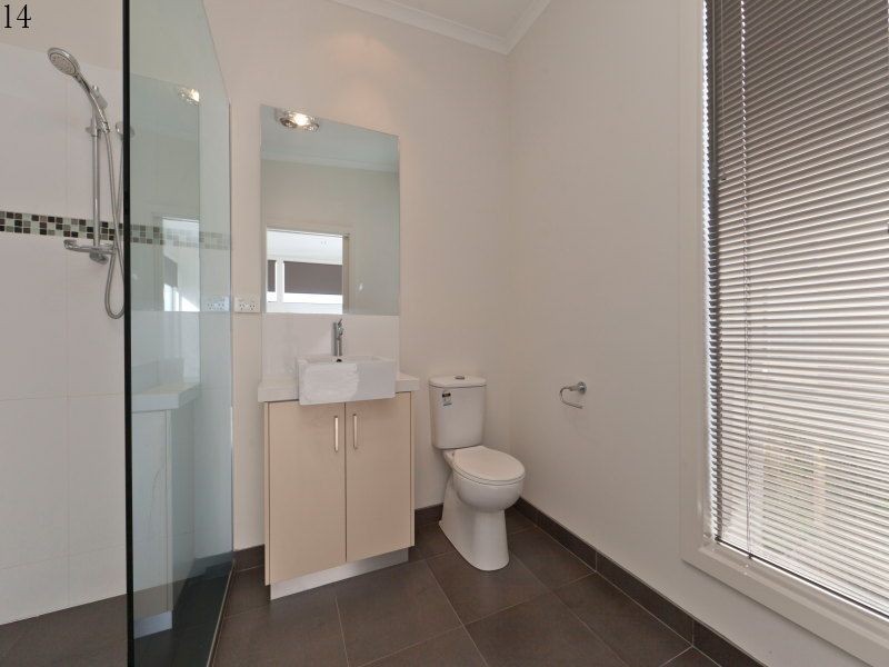 14 Barwon Avenue, Frankston VIC 3199