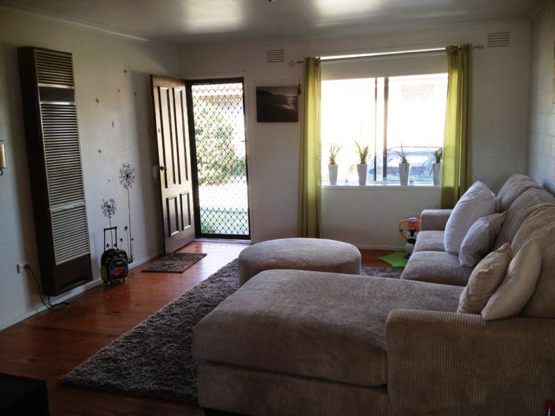 2/19 Swift Street, Frankston VIC 3199