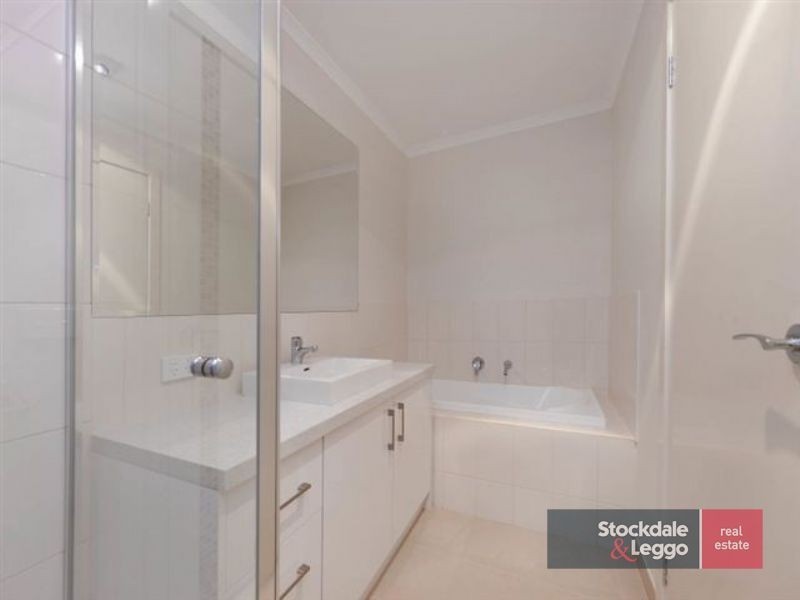 1/50 East Road, Seaford VIC 3198