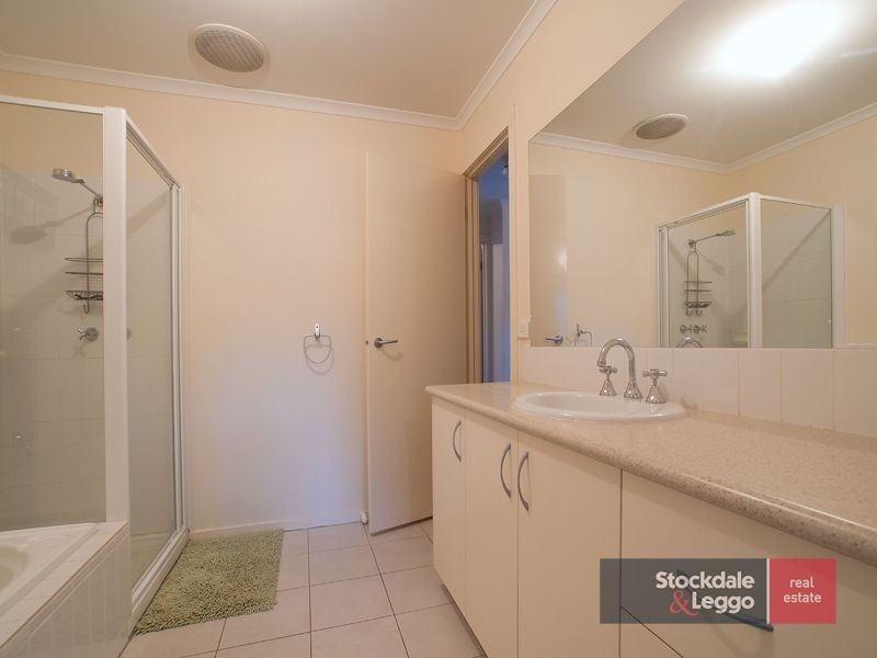 2/4 John Street, Langwarrin VIC 3910