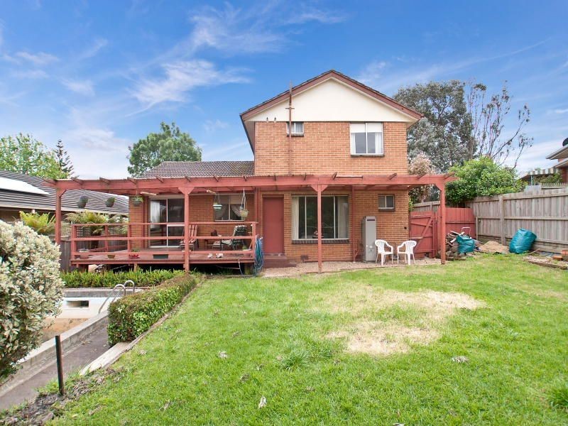 8 Milford Crescent, Frankston VIC 3199