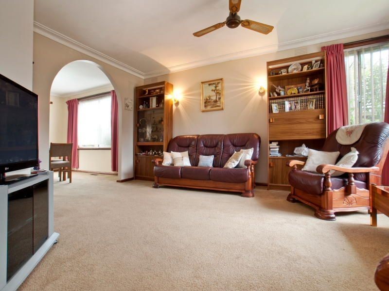 8 Milford Crescent, Frankston VIC 3199