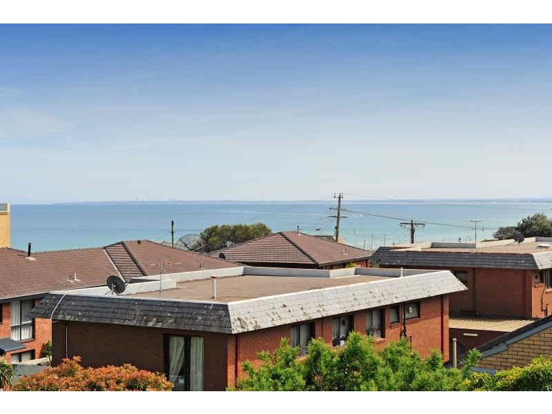 2/5 Nolan Street, Frankston VIC 3199