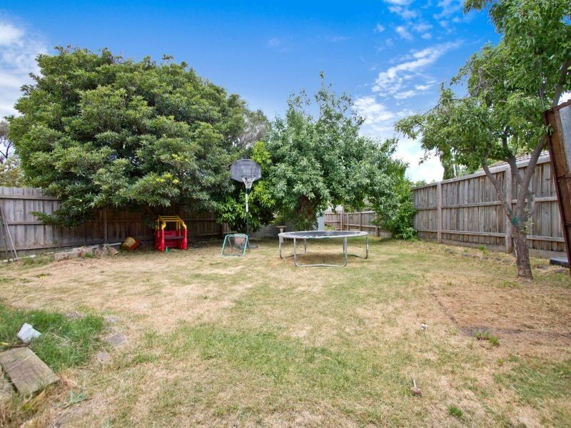 8 Quail Court, Carrum Downs VIC 3201