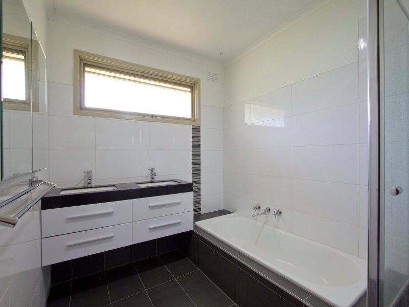 7 Greenbrier Court, Frankston VIC 3199