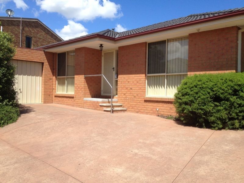 2/6  Shannon Place, Langwarrin VIC 3910