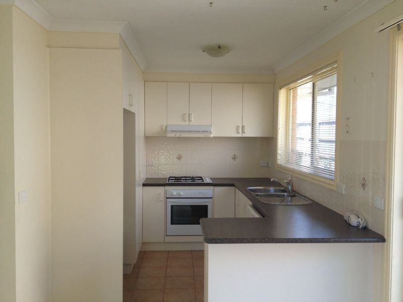 2/6  Shannon Place, Langwarrin VIC 3910