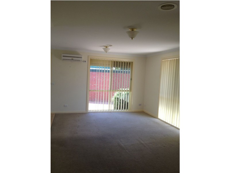 2/6  Shannon Place, Langwarrin VIC 3910