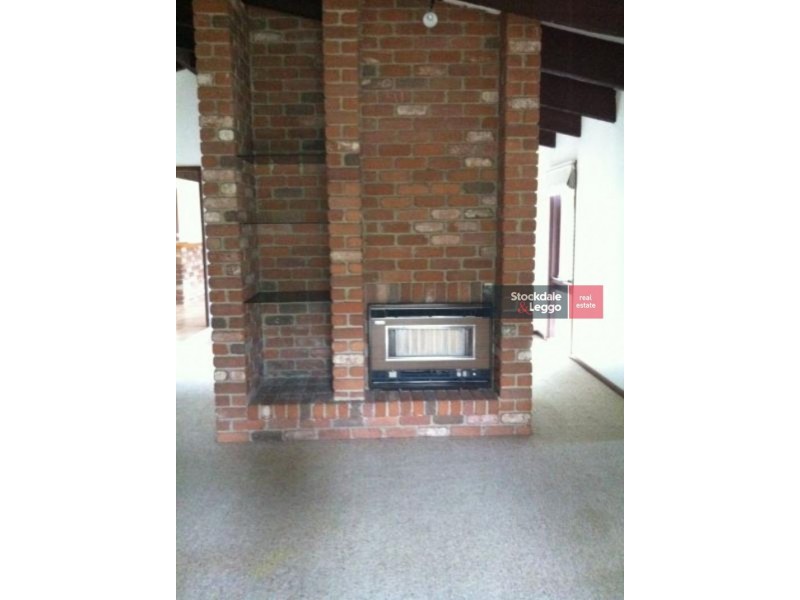 41 Pinehill Drive, Frankston VIC 3199