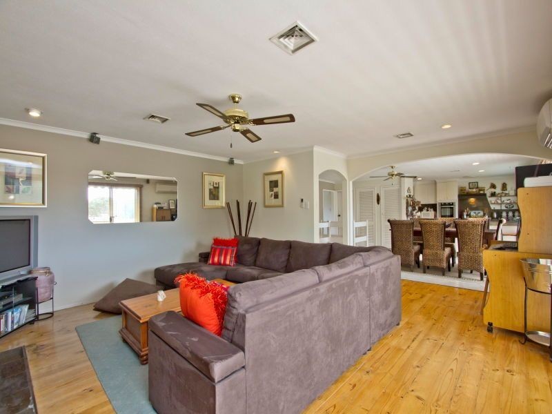 5 Carlisle Court, Frankston VIC 3199