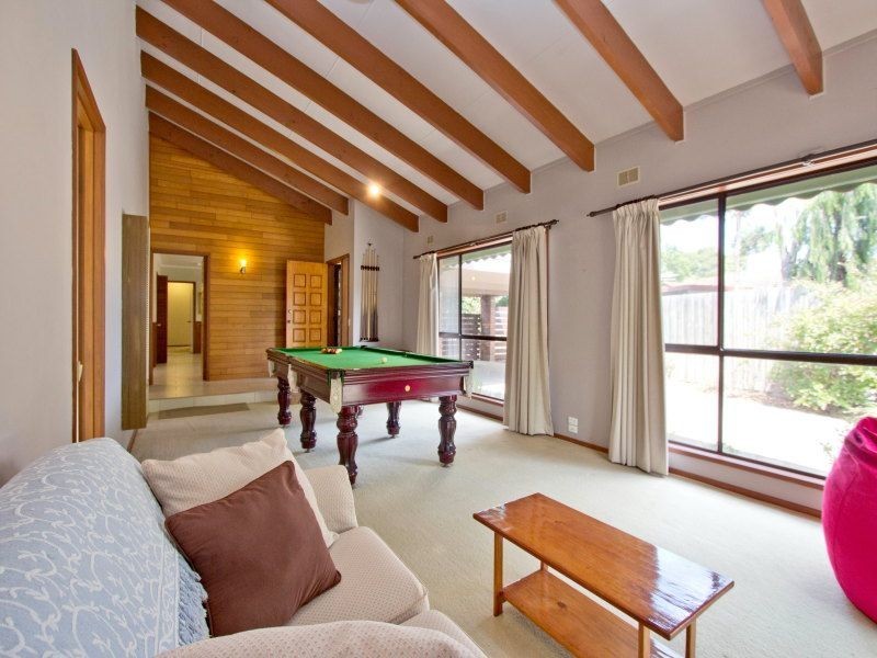 27 Moorhen Crescent, Carrum Downs VIC 3201