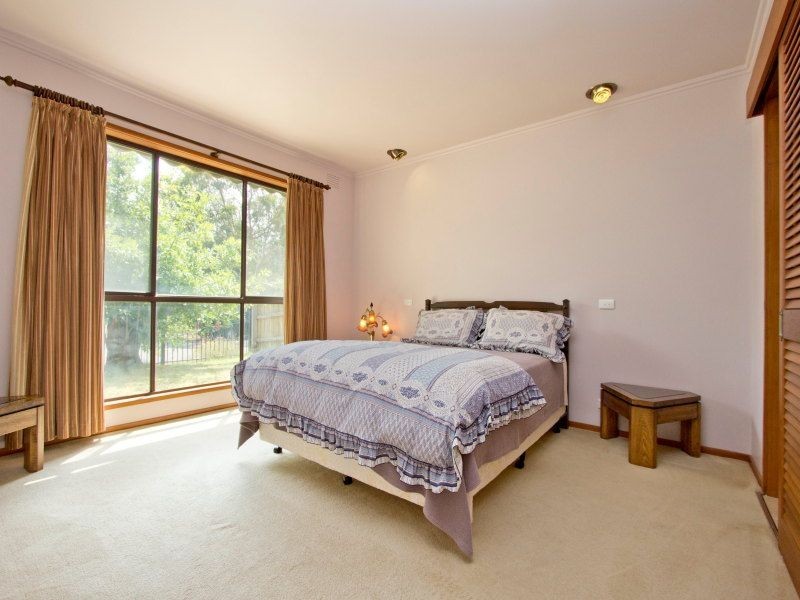 27 Moorhen Crescent, Carrum Downs VIC 3201