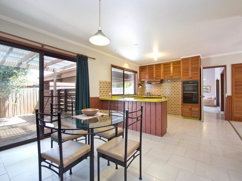 27 Moorhen Crescent, Carrum Downs VIC 3201