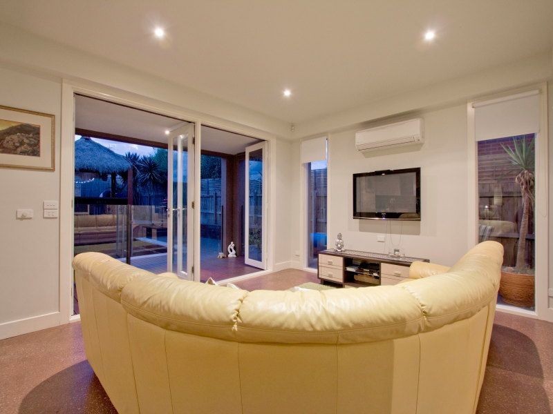 10 Trafalgar Square, Frankston South VIC 3199