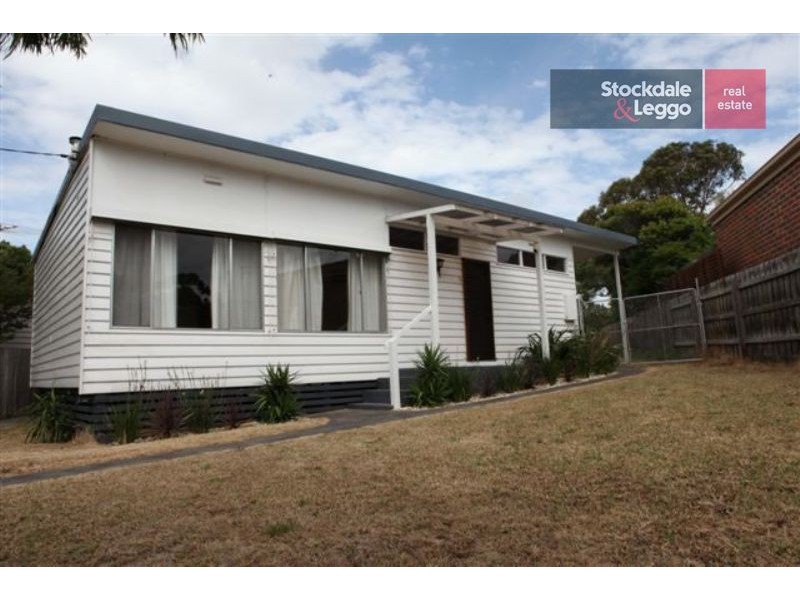 2 Kareela Road, Frankston VIC 3199