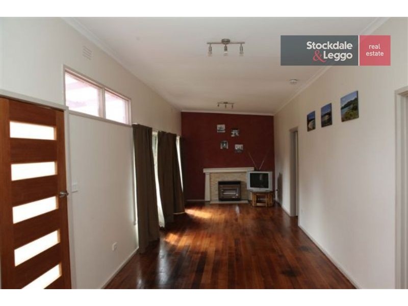 2 Kareela Road, Frankston VIC 3199