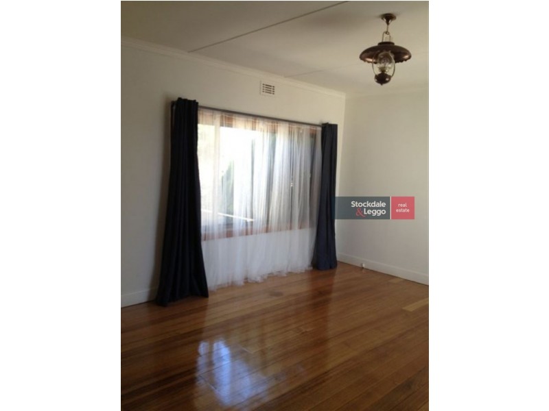 34 Burns Street, Frankston VIC 3199