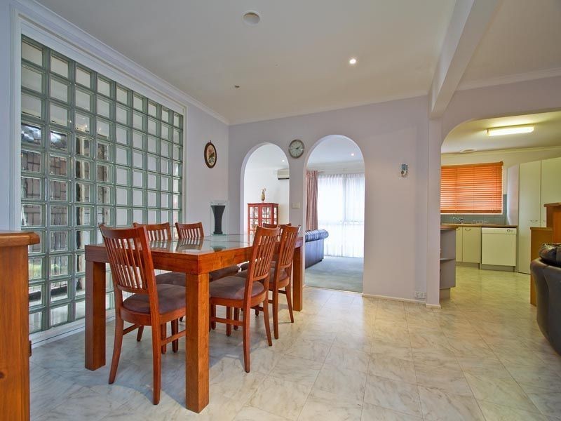 66 Gairloch Drive, Frankston VIC 3199