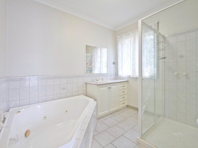 3 Zebrafinch Court, Carrum Downs VIC 3201