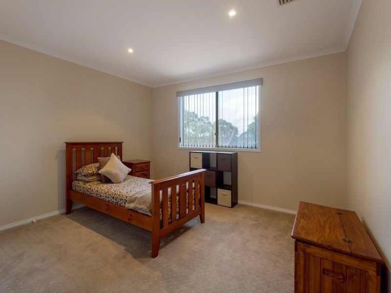 22 Manorwoods Drive, Frankston VIC 3199